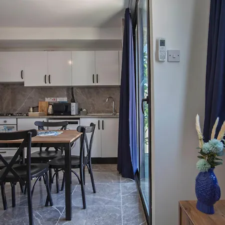 Marine Flat By Holidaykeys Kyrenia (Northern Cyprus)
